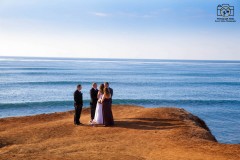 Elopement Photography | Copyright: Desert Aloha Photography & Photograph Aloha | (928) 299-0175
